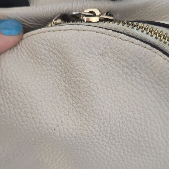 Coach Ivory Pebbled Leather Backpack Zipper Accent Gold Hardware main image 5